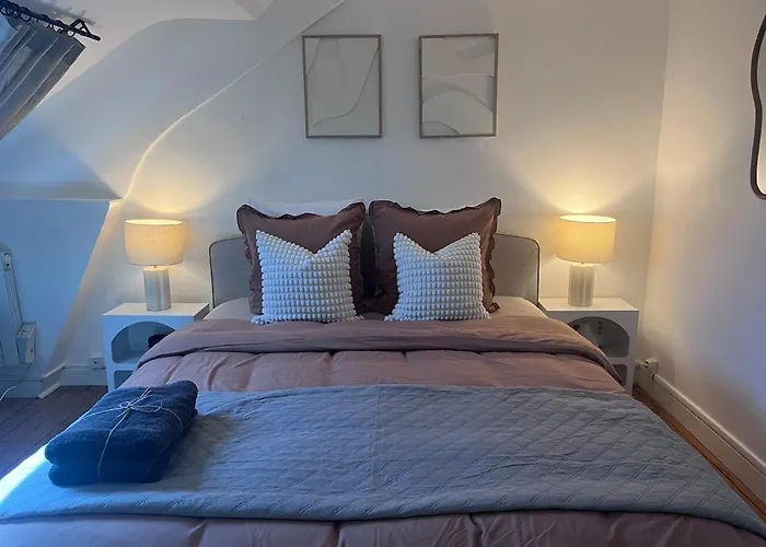 Comfort And Video Projector Close To Downtown Tours